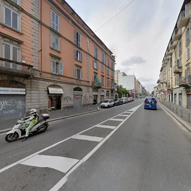 Maciachini Apartment