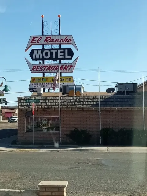 El Rancho Restaurant & Motel