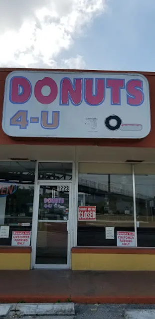 Donuts 4 U