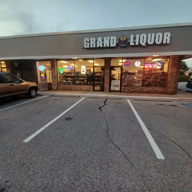 Grand Liquor