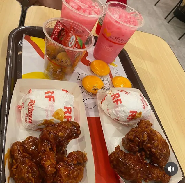 Richeese Factory Kramat Jati