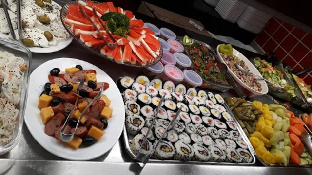 Mina Pizzas e Pastéis