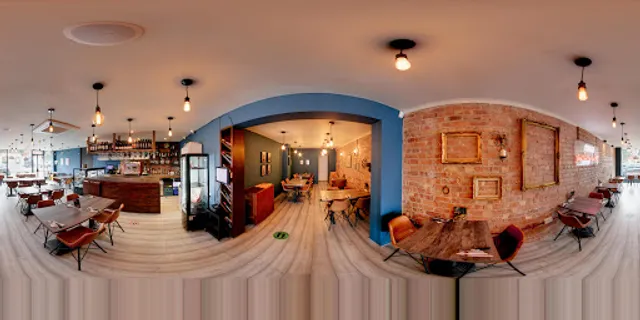 Rokka Cafe & Steakhouse