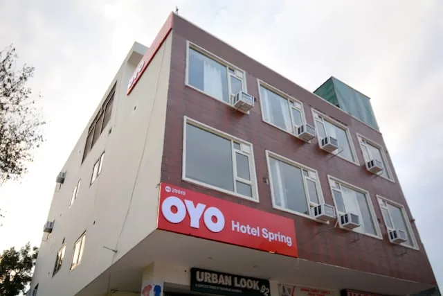 OYO Hotel Spring