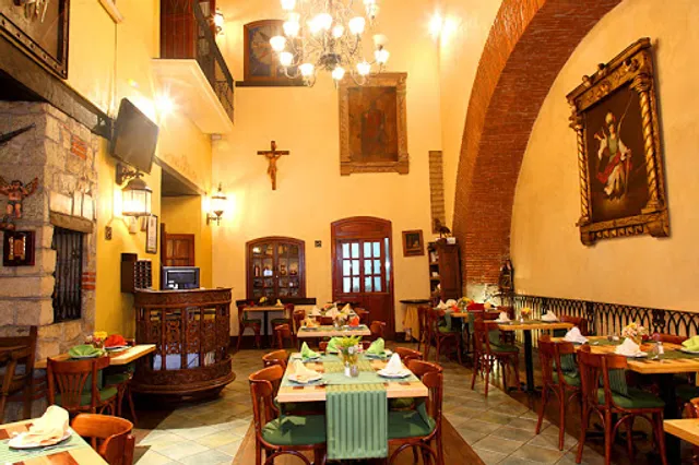 Restaurante El Pombo Sazón de Antaño