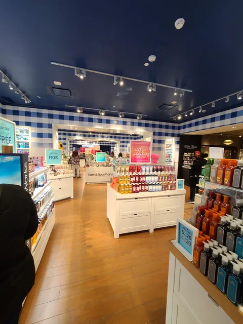 Bath & Body Works