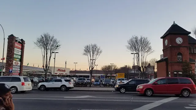 Woodside Shopping Center