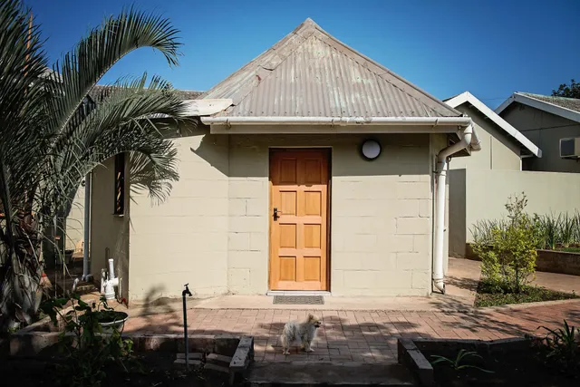 870 on Riverview Drive