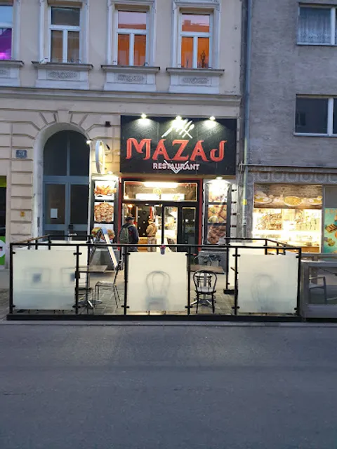 Mazaj Restaurant / مطعم مزاج