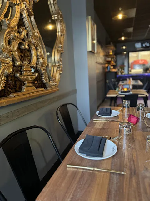 Enzo Bruni La Pizza Gourmet Italian Restaurant