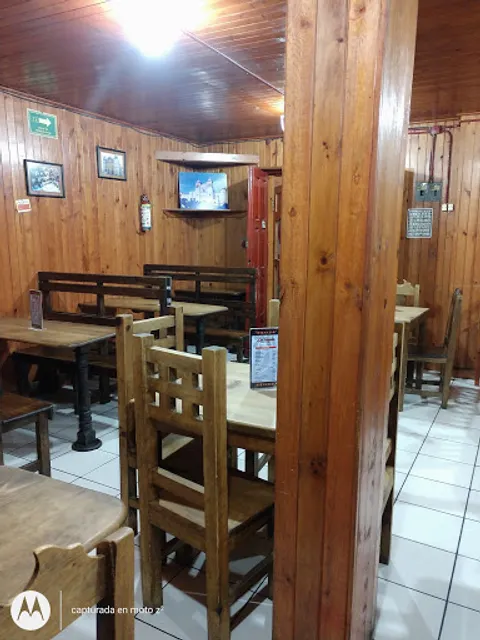 Cenaduria La Tequita