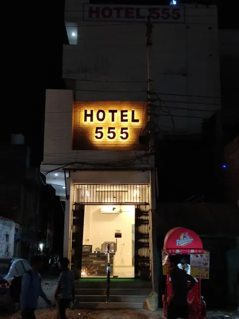 Hotel 555