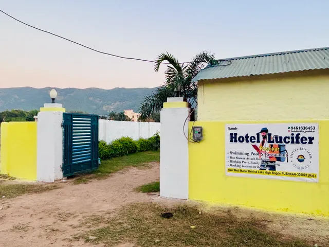 Hotel Lucifer Pushkar