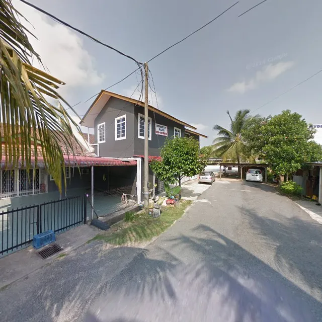 Homestay Razin Gong Badak