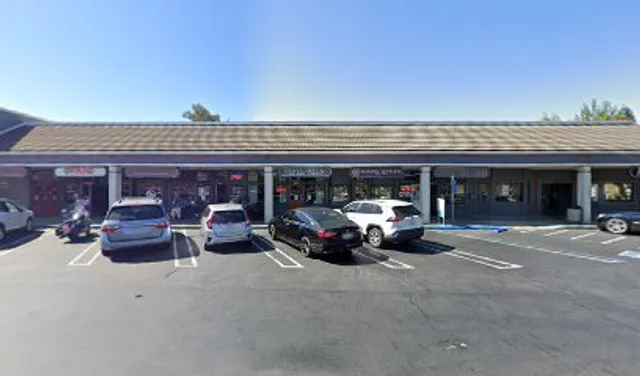 Bella’s Spot Bar and Grill