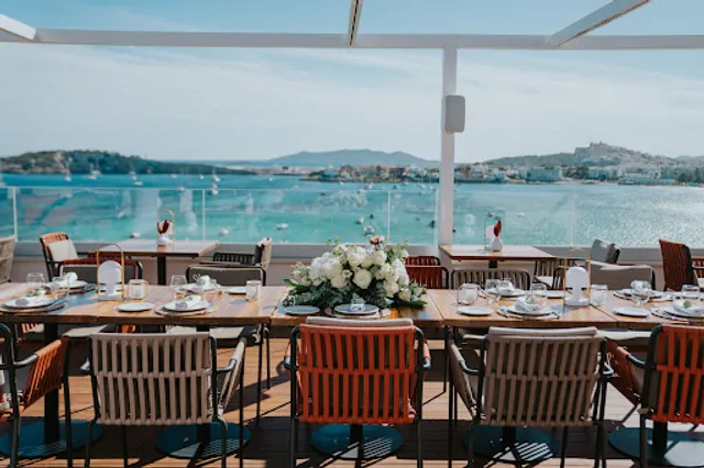 Up & Down Restaurant