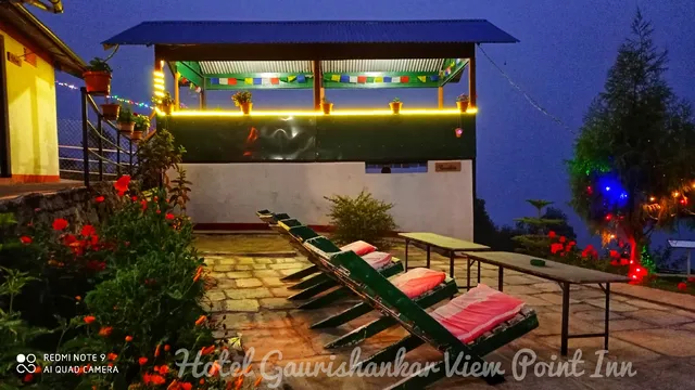 Hotel Gauri Inn (charikot)