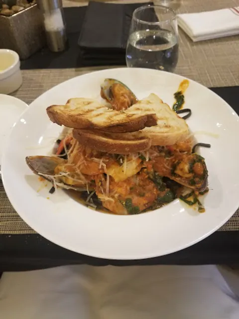 Edmondson Faculty Center Restaurant