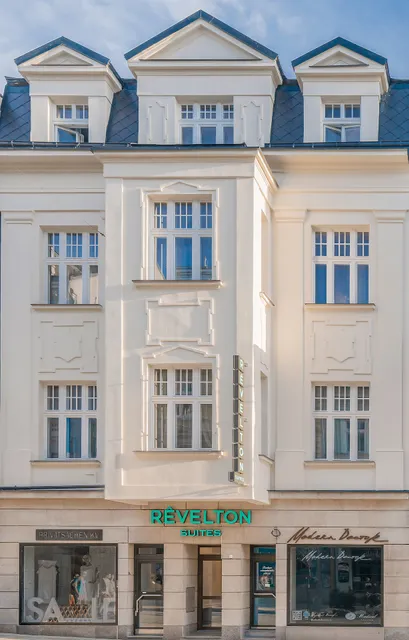 Revelton Suites
