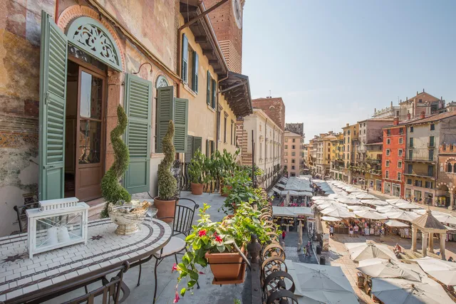 Corte Realdi Suites Piazza Erbe Verona