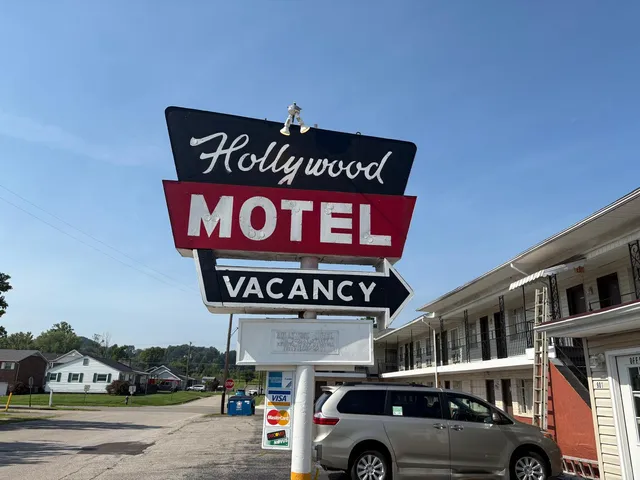 Hollywood Motel