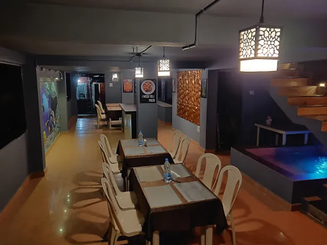 Klub Khavana Restaurant