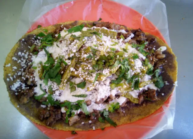 Antojitos Mexicanos "El Güero"