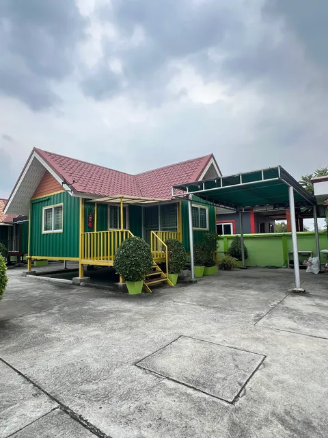 บ้านพักกรีนเกสท์เฮ้าส์ พนัสนิคม ชลบุรี