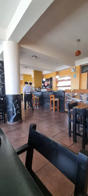 Villa's People - Cocina Peruana