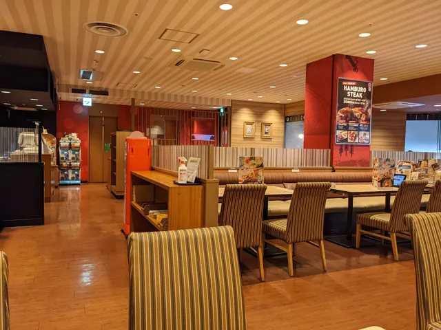 ガスト 浅草雷門店