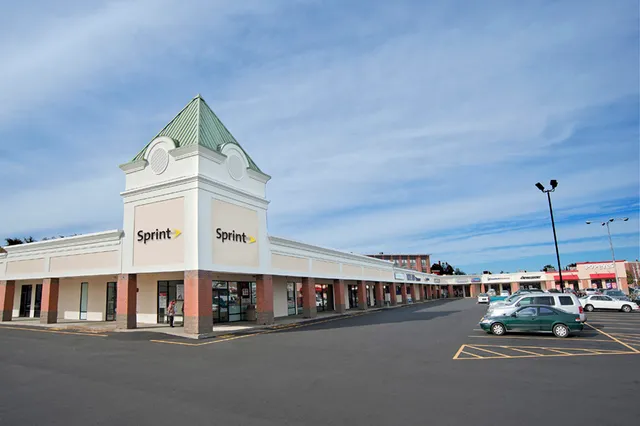 Flint Village Plaza