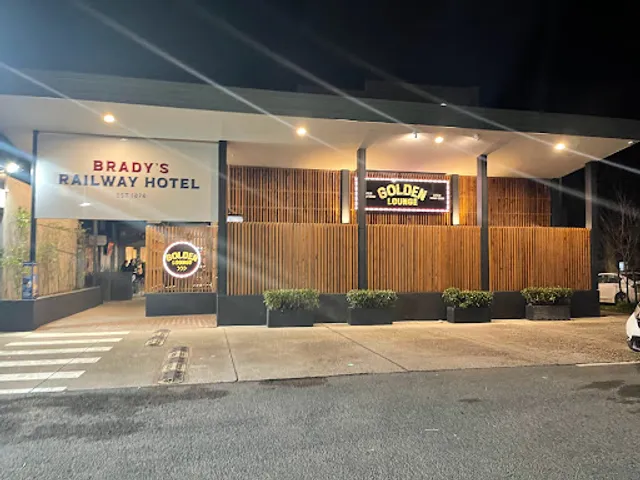 Brady's Railway Hotel