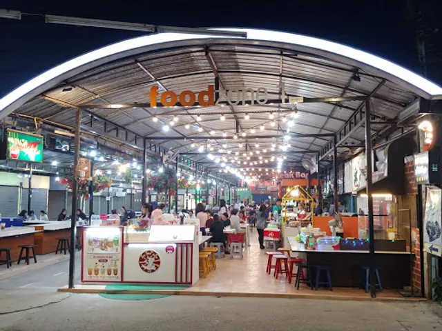 Chiang Mai University Night Market