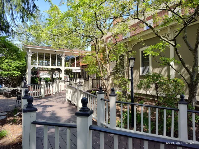 The Back Porch Restaurant Caterers