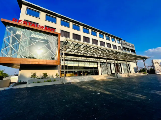 Ratnapriya hotel and resort