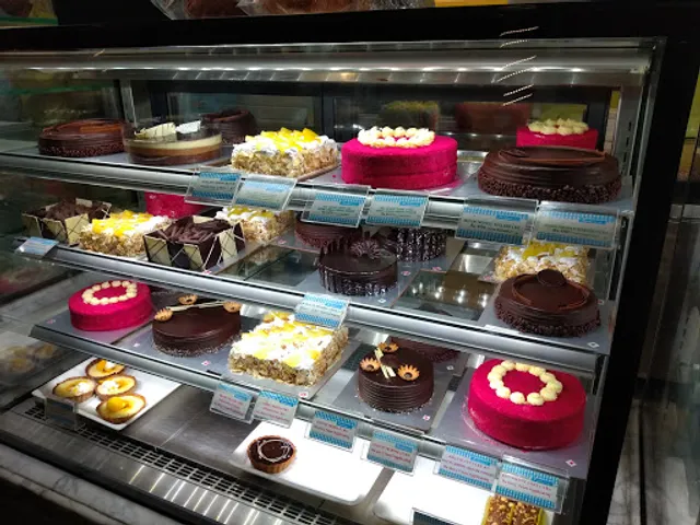 Theobroma Bakery and Cake Shop - Cyber Hub, Gurugram