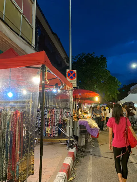 ถนนคนเดินเชียงใหม่