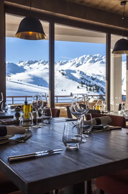 La Table du Taj-I Mah