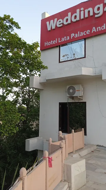 Hotel Lata Palace & Resort