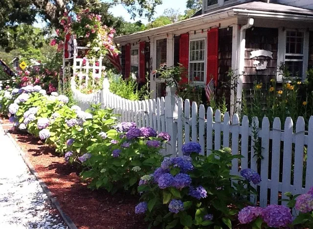 Ridgewood Motel & Cottages