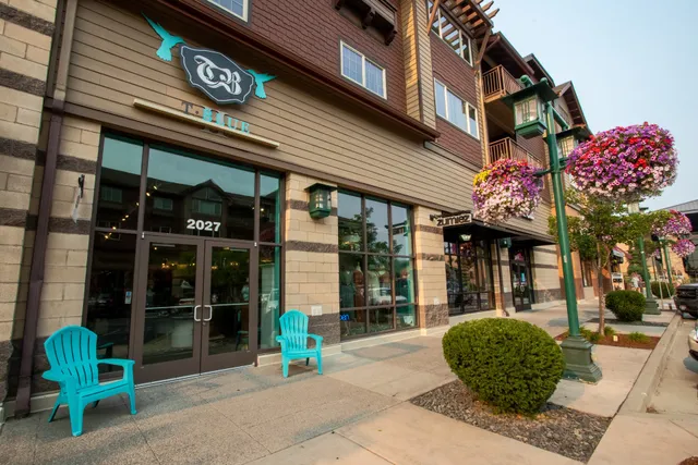 T-Blue Boutique (Riverstone)