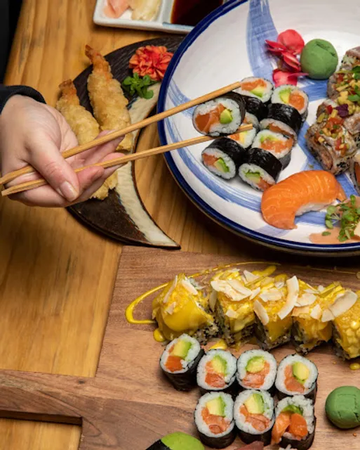 Momiji Sushi Kiel TAKEAWAY & DELIVERY