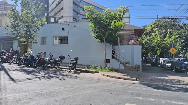 Bar e Restaurante Umas e Outras