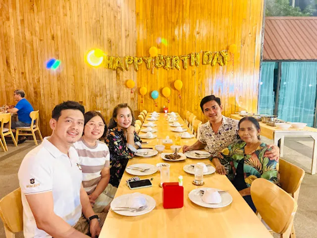 ร้านอาหารสวนเส