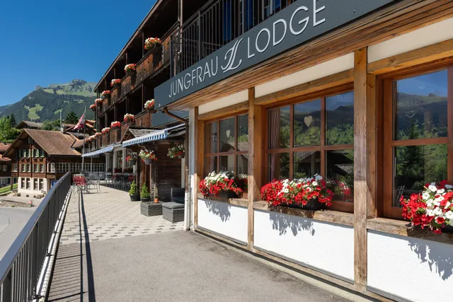 Jungfrau Lodge, Swiss Mountain Hotel