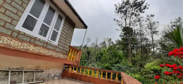 Hill Side Estate Stay