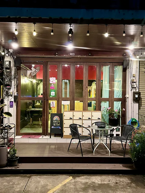 Rainbow hostel chaingmai