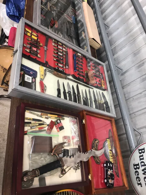 Colonel Dick's Flea Market