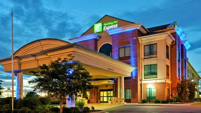 Holiday Inn Express & Suites Olive Branch by IHG