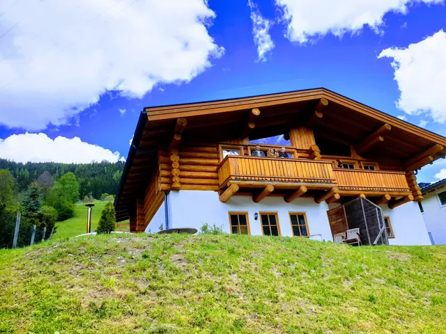 SKI-N-LAKE Chalet ONE